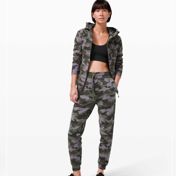 lululemon athletica Pants - Lululemon Scuba High-Rise Jogger